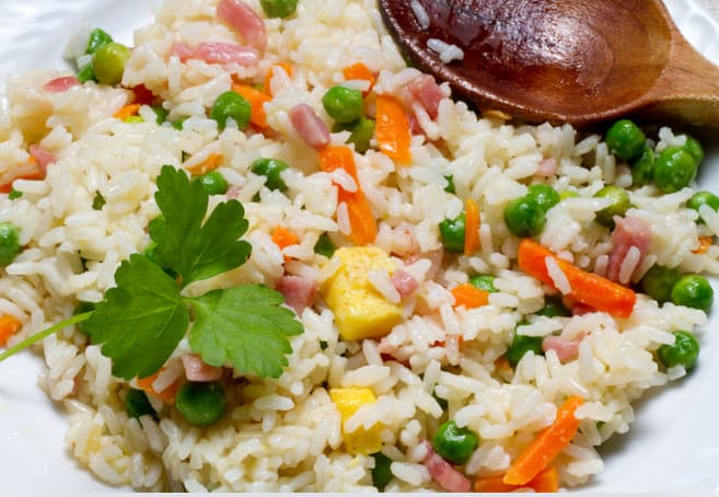 Cómo hacer un arroz tres delicias