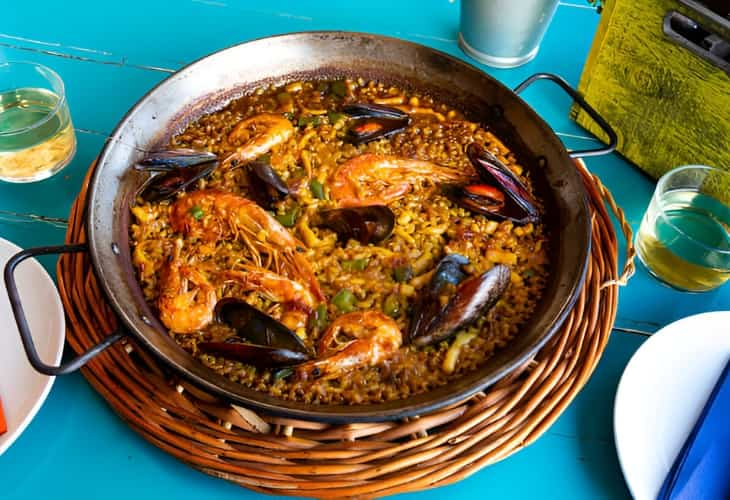 Haz la mejor paella de marisco fácil