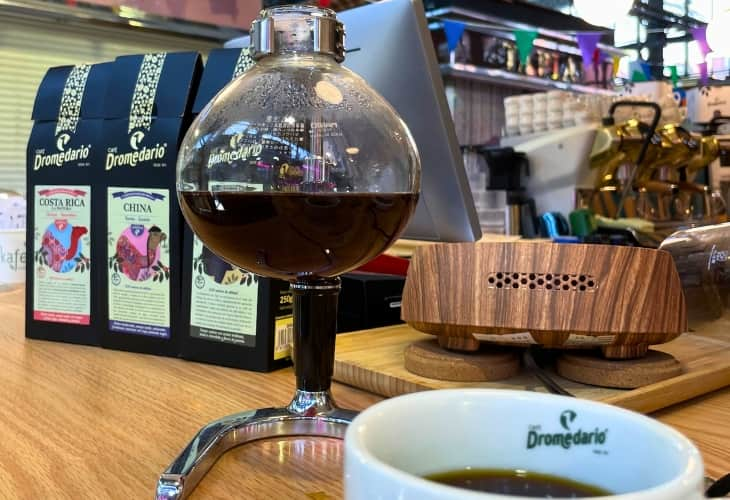 Prueba el café hecho con sifón japonés