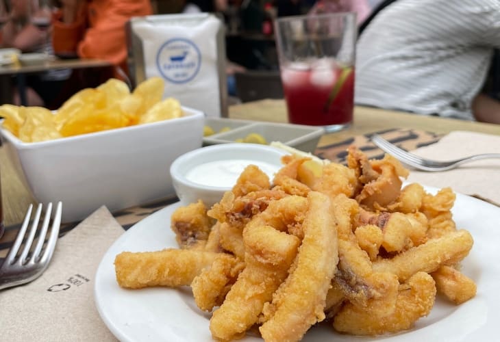 Tardeo cachalote en taberna Cachalote Santander