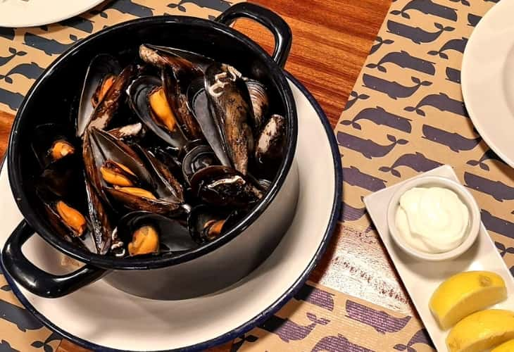 Mejillones en Cazuela de Taberna Cachalote