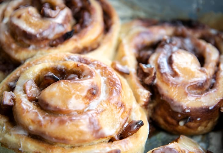 Receta de cinnamon rolls caseros