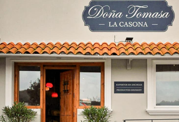 Doña Tomasa – La Casona, un refugio para amantes de la buena mesa