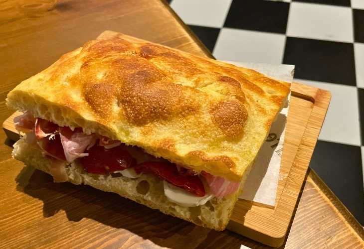 Bello Bello Focacceria italiana en Santander