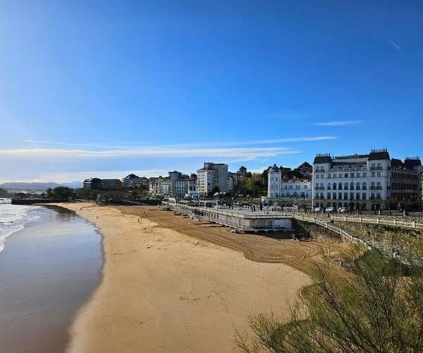 Planes con encanto: Hoteles boutique para una escapada romántica en Santander 
