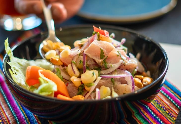 Ceviche peruano en Santander: sabor auténtico en Mr Uchu