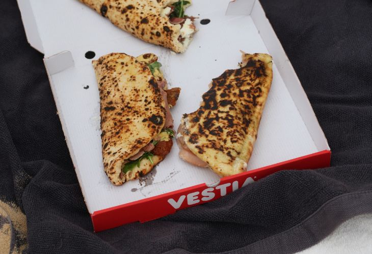Comida para llevar a la playa en Santander: Vestia Napoletana